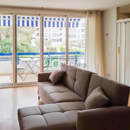Apartment Piso En *